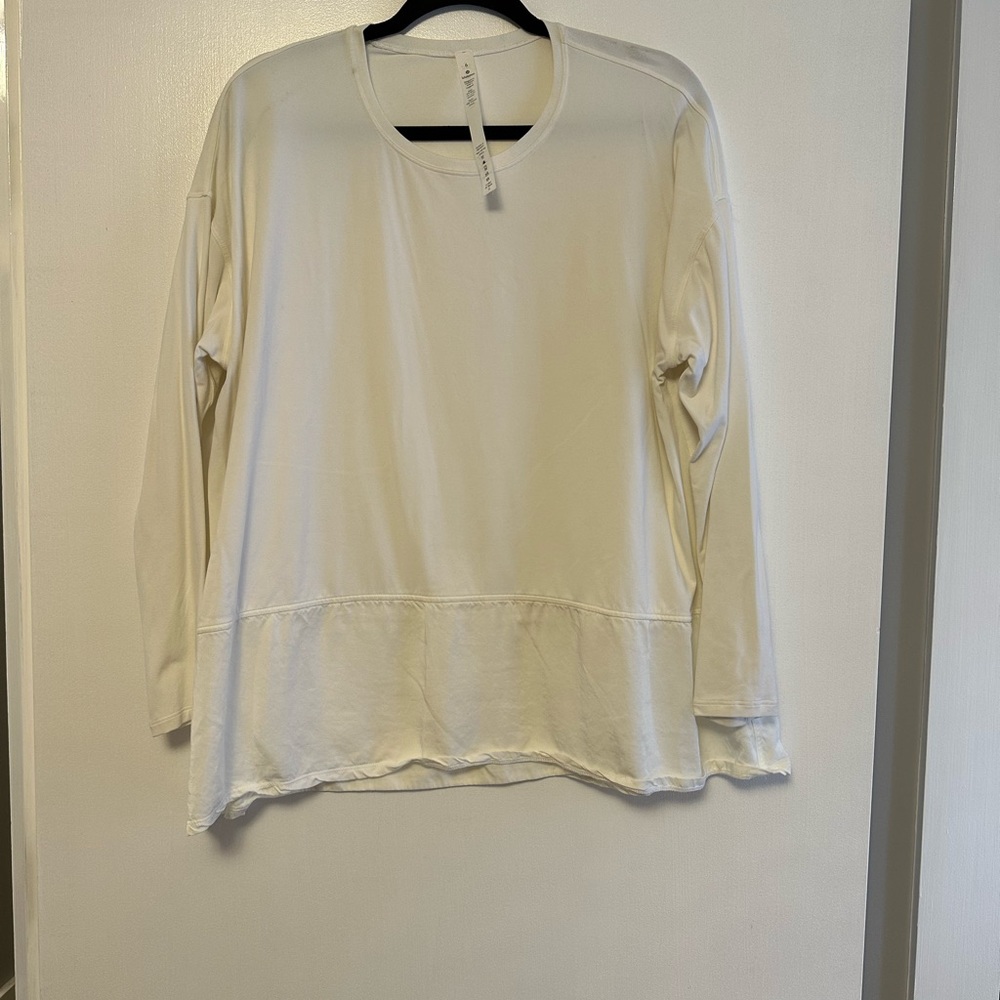 Lululemon, long sleeve tee